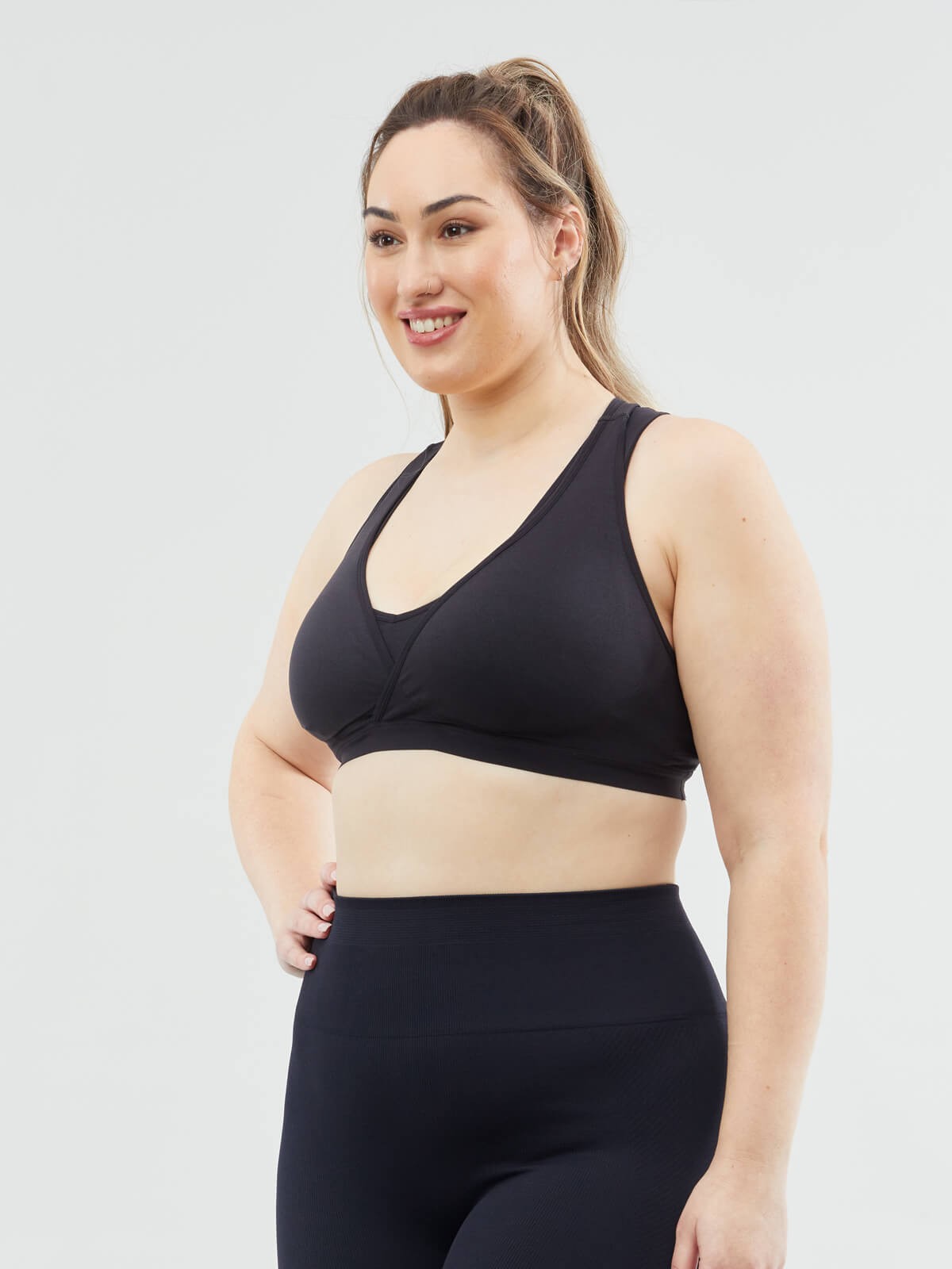 lotus pumping bra - black