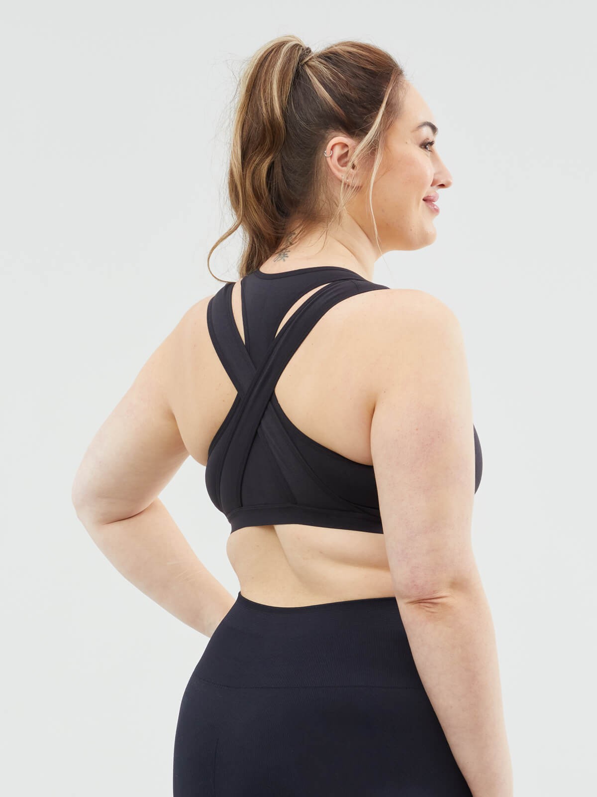 lotus pumping bra - black