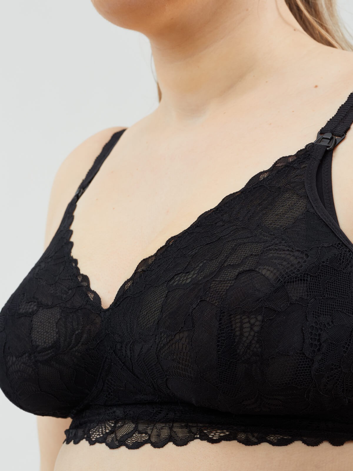 chantilly nursing bralette - black