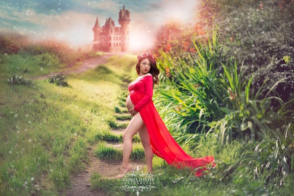 maternity photo shoot by alloria winter studios