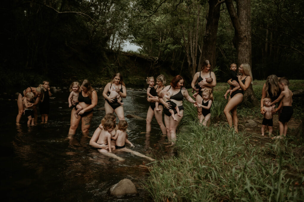 group motherhood shoot