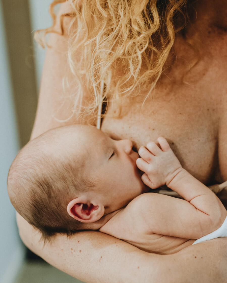 The Breastfeeding Essentials You Need as a Nursing Mama